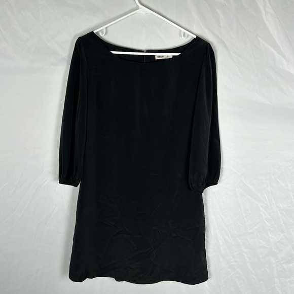 Old Navy Black 3/4 sleeve Shift Dress -Size Small - Picture 1 of 6